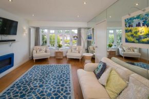 40 Trelawny Way